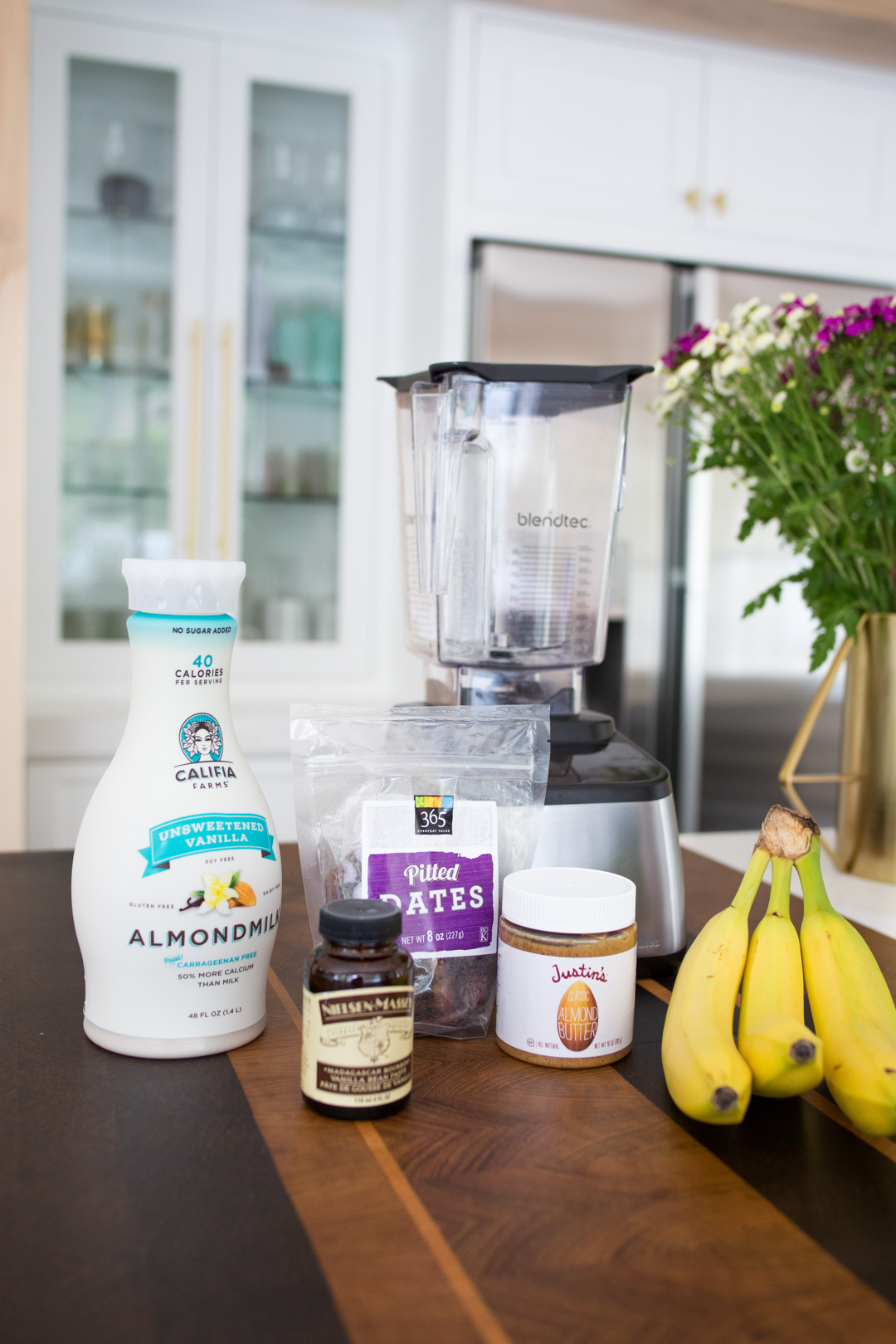 Lisa Allen of LunchPails and Lipstick making healthy protein breakfast items for google express 