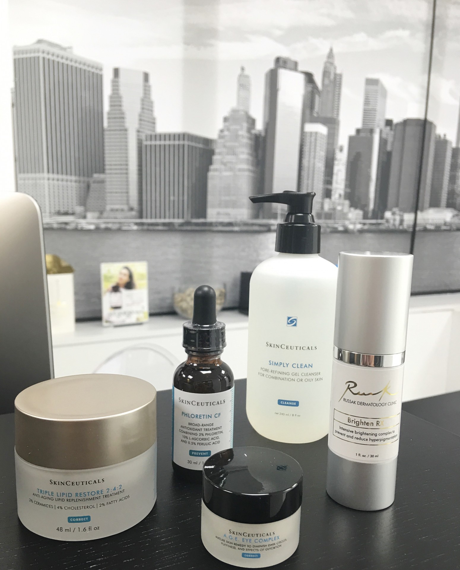 skinceuticals-skin-care-routine-for-hyperpigmentation
